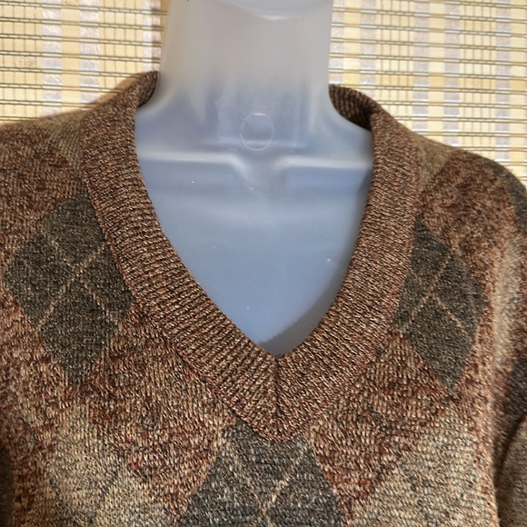 Vintage 1970s? Shades of Brown Faded Plaid Sweater Preppy Collegiate No Tags - Picture 6 of 16